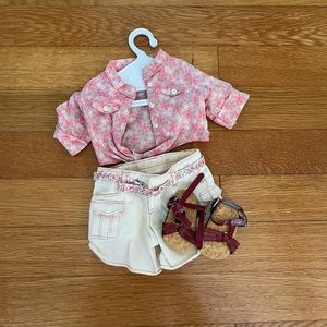 American Girl Nicki’s Tie Top and Shorts Outfit
